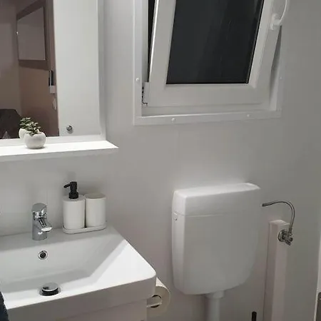 Mobile Homes Karlo & Dino - Two Bedroom Mobile With Terrace Tatil Evi